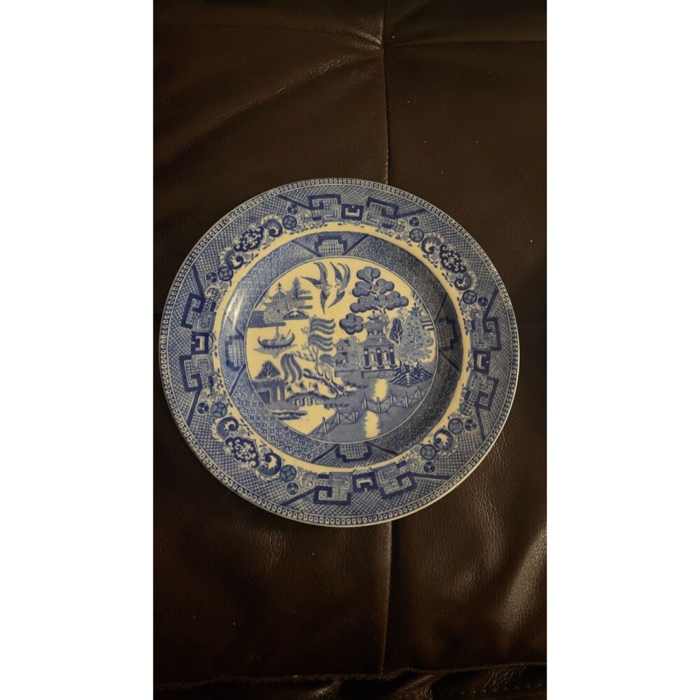 Vintage Ridgway Semi China England Blue Willow Salad Plates 8” Set of 2 - Picture 4 of 9